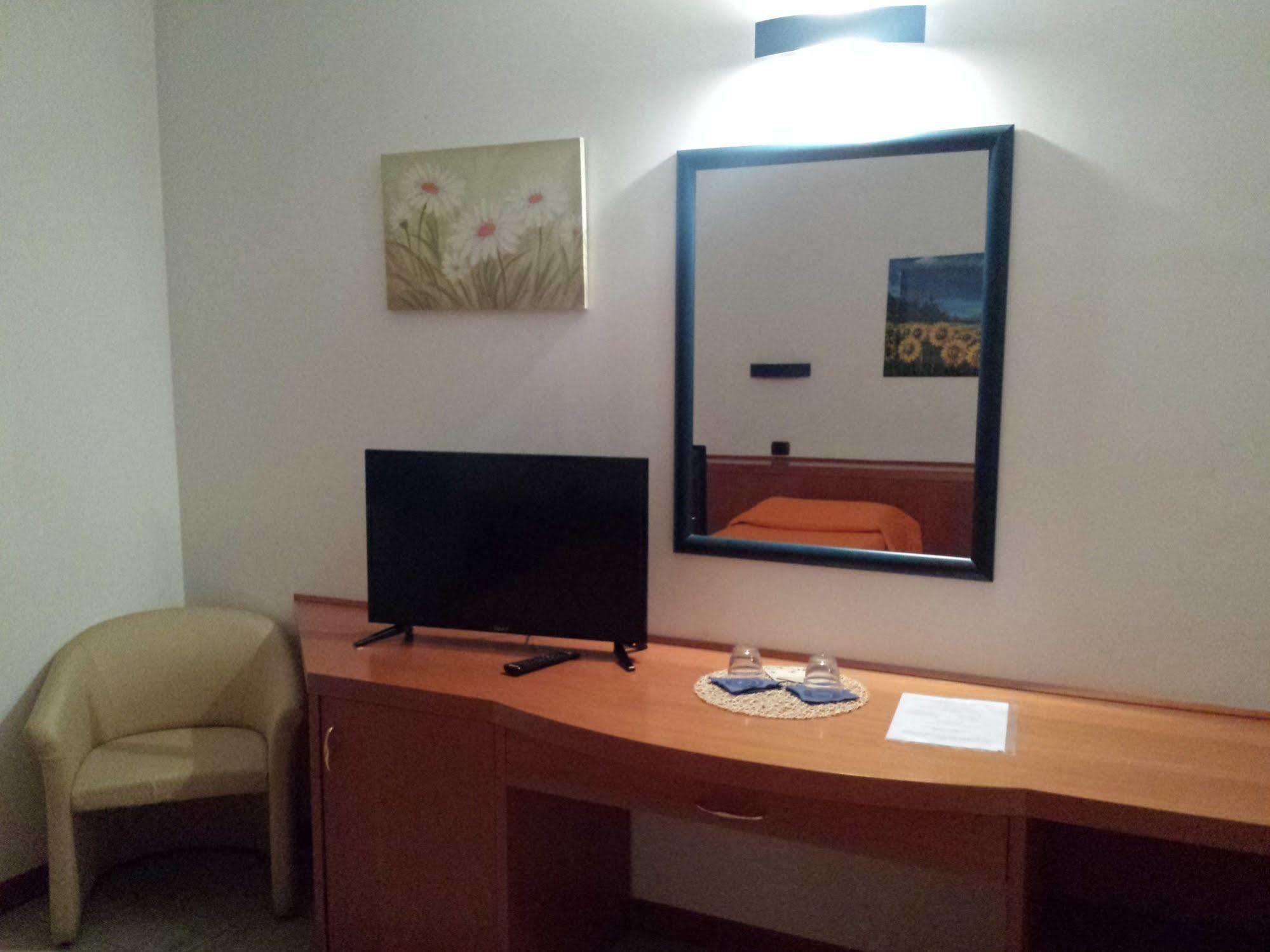 Hotel Softwood Recanati Eksteriør billede